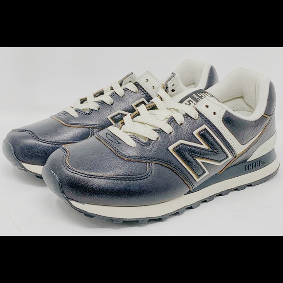 Brand new pair of New Balance 574 Black/Cream - Picture 3 of 9